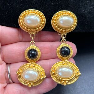 VTG Matte Gold, Faux Pearl and Black Cabocho Clip-On Earrings Runway Gripoix